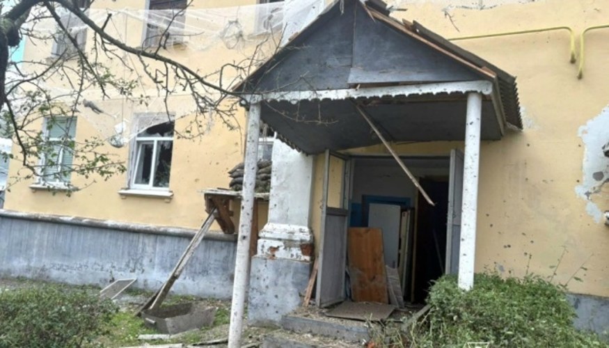 Територія пожежно-рятувального підрозділу у Богодухові після удару БпЛА