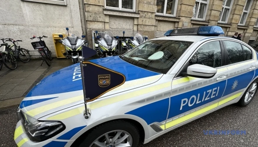 Поліція Баварії та територія оборонного підприємства у Баварії, фігурант справи — 33-річний громадянин України