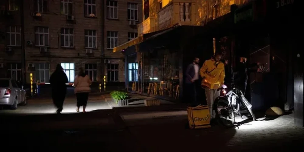 ДТЕК уточнив дві черги відключень на Київщині 30 вересня: названо години