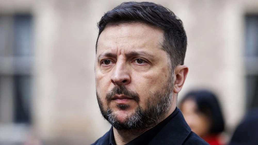 Зеленський назвав умову для припинення ударів по російських НПЗ у відповідь Трампу