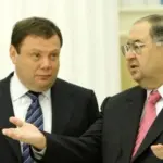 Прапор ЄС на тлі переліку санкцій
