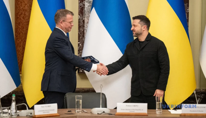 Фінляндія оголосила про передачу Україні 10 локомотивів і зимового пакета підтримки