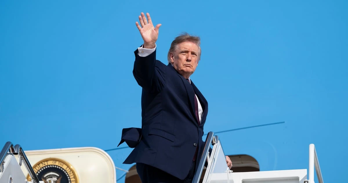 Трамп оголосив про поетапний план поставок російського дизелю — чому це стосується цін у США